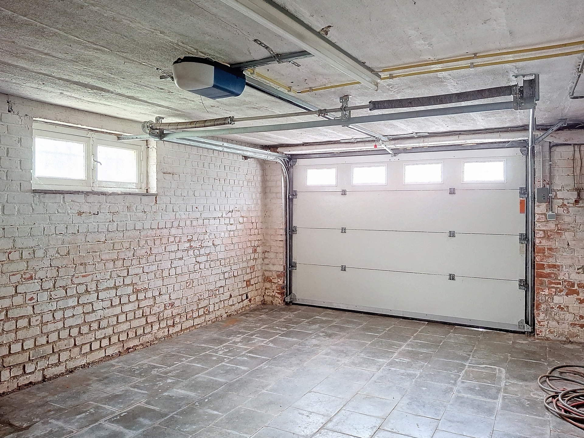 Foto 3 van 4 van Huis met drie slaapkamers in Wemmel