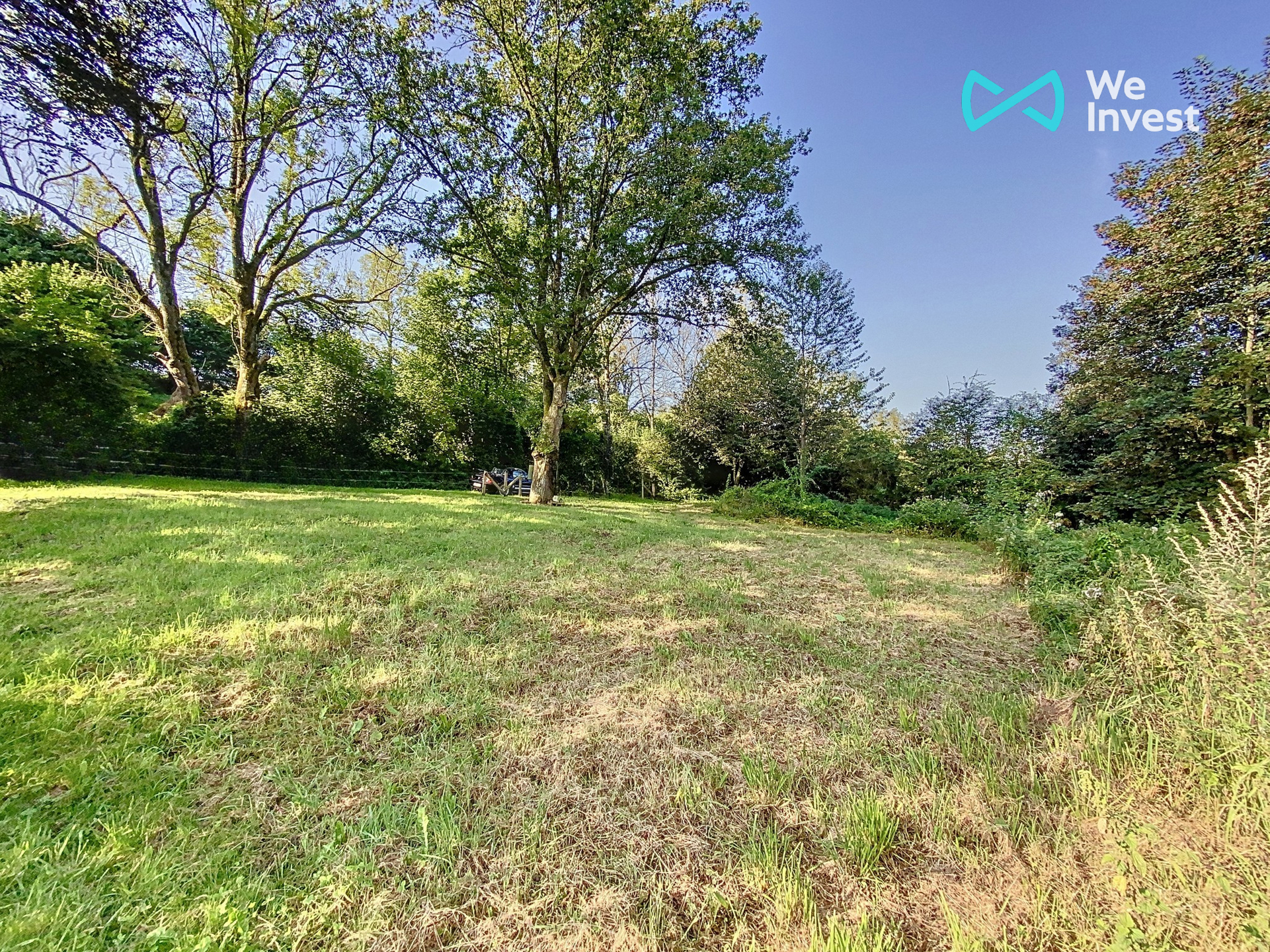 Picture 2 of 3 for Building ground in Ferrières