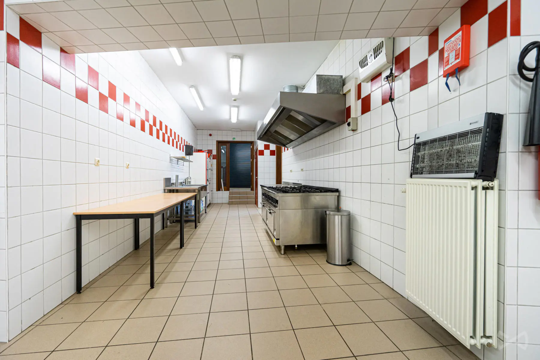 Picture 2 of 4 for Multi-purpose building in Beauraing Winenne