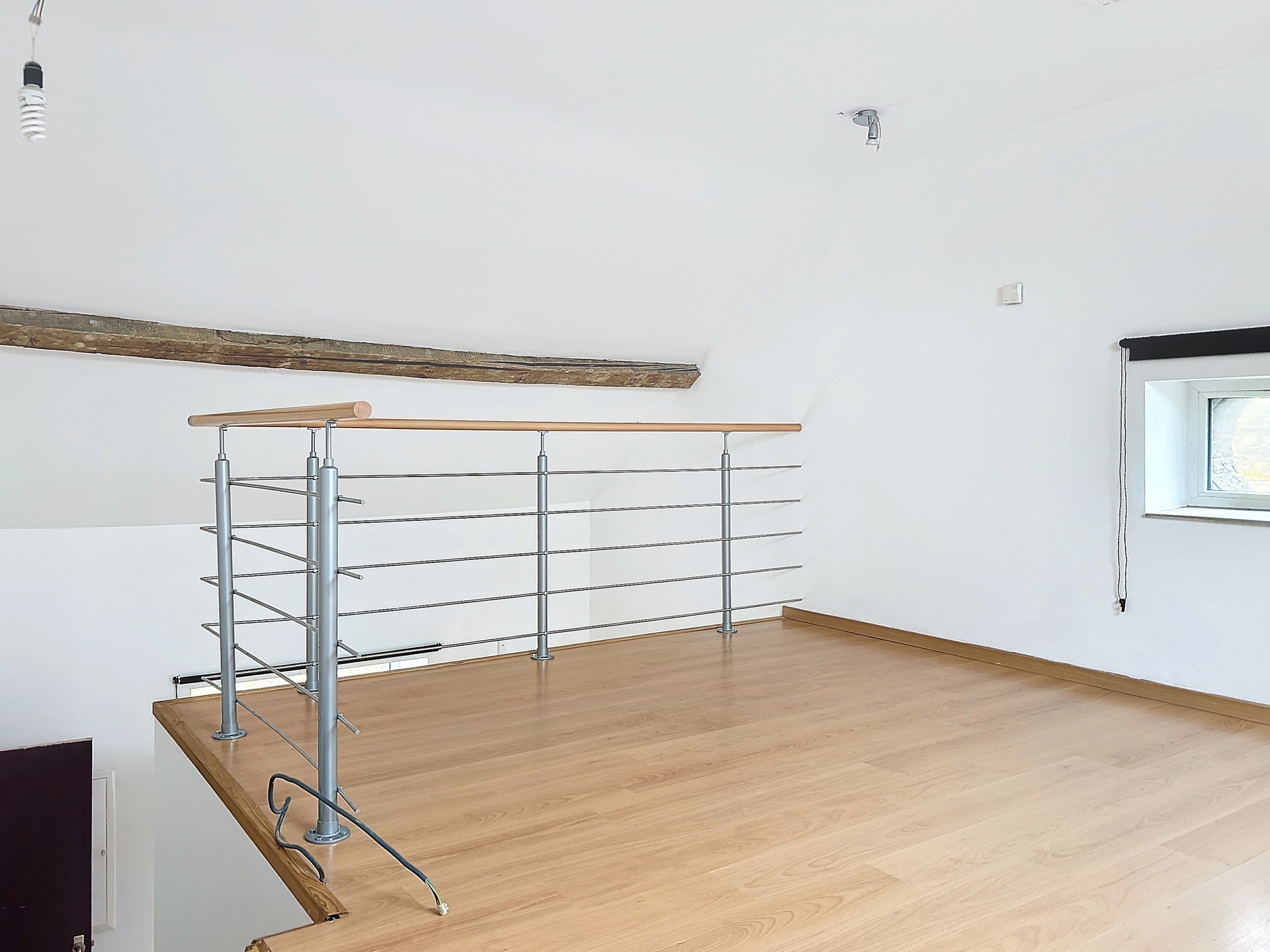 Picture 1 of 4 for Studio in Hamois
